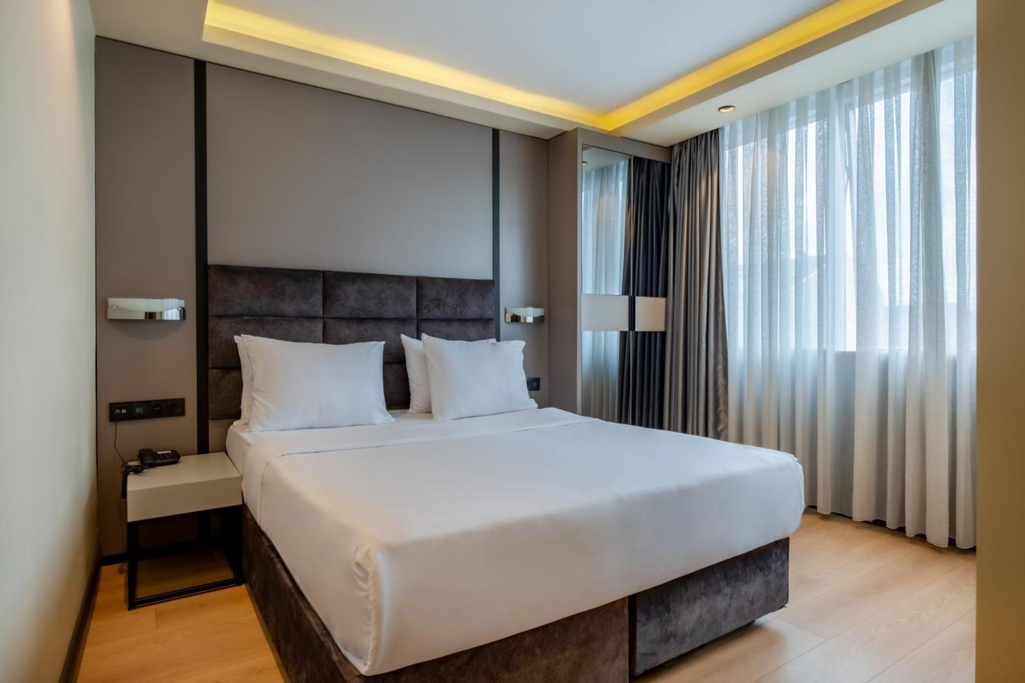 Frt Airlines Hotel - Istanbul Airport Arnavutkoy Bagian luar foto