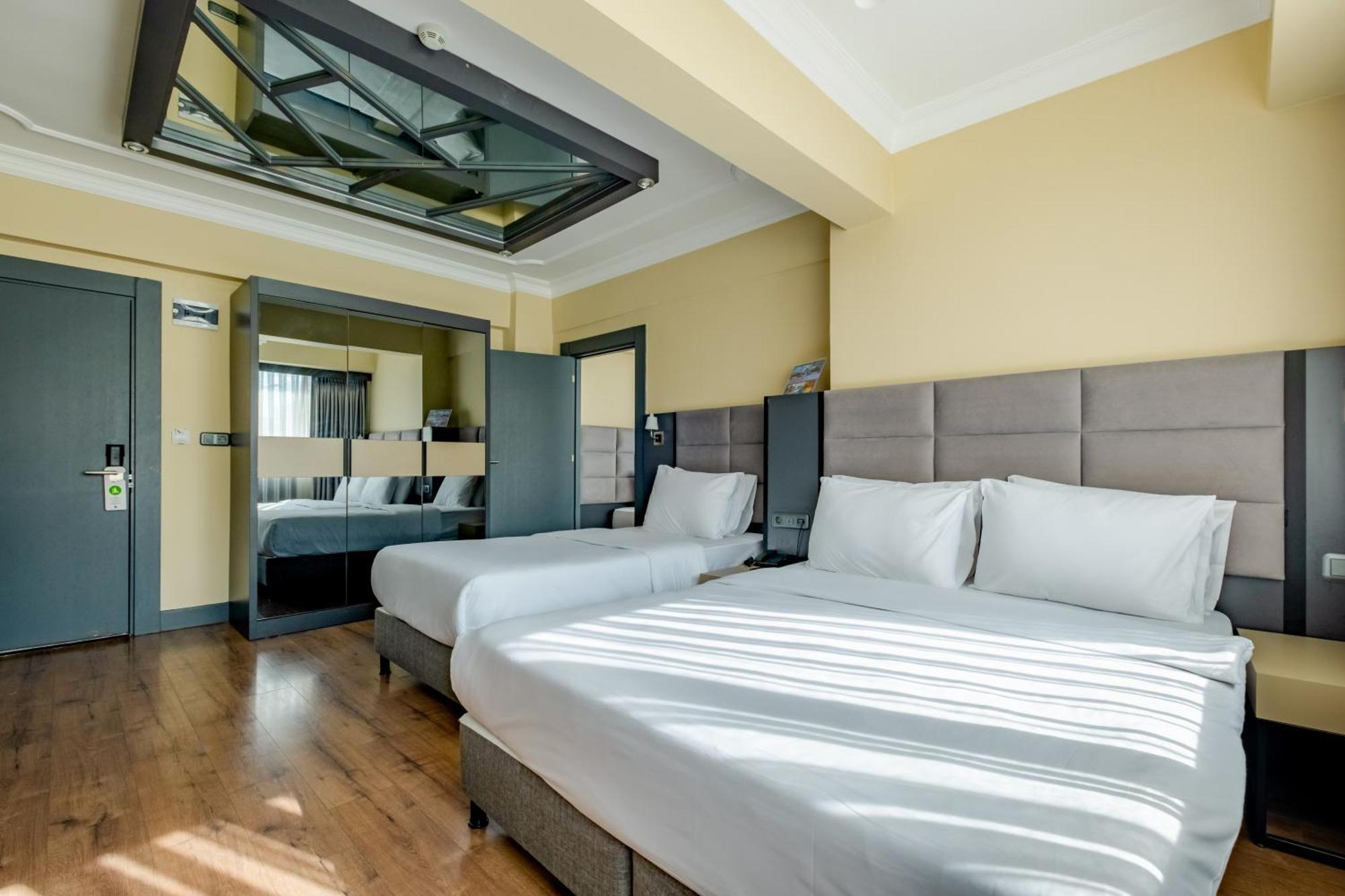 Frt Airlines Hotel - Istanbul Airport Arnavutkoy Bagian luar foto